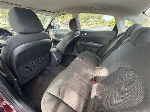 Used 2019 Kia Optima LX FWD image 22