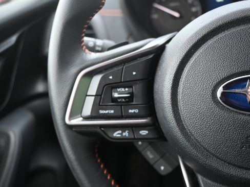 Used 2023 Subaru Crosstrek 2.0i Premium w/ Popular Package #3 image 18