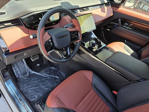New 2026 Land Rover Range Rover Sport SV Carbon AWD/4WD image 11