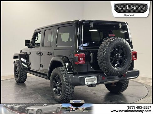 Used 2019 Jeep Wrangler Unlimited Sahara w/ Quick Order Package 24M Moab image 5