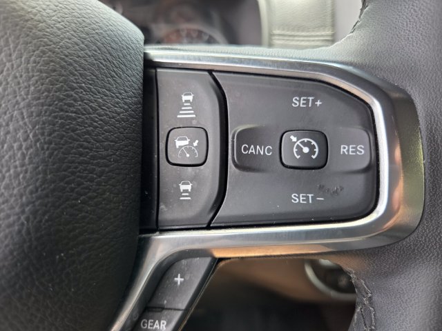 Used 2026 RAM 1500 Laramie AWD/4WD image 31