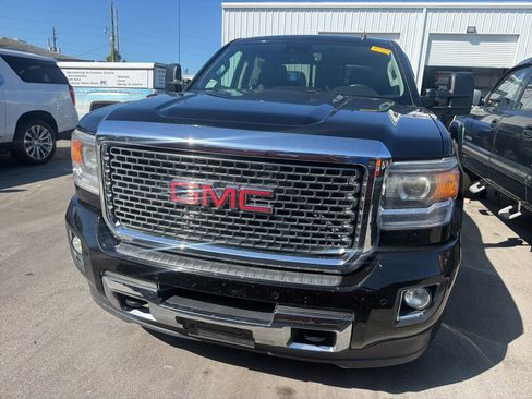 Used 2015 GMC Sierra 3500 Denali w/ Duramax Plus Package AWD/4WD image 2