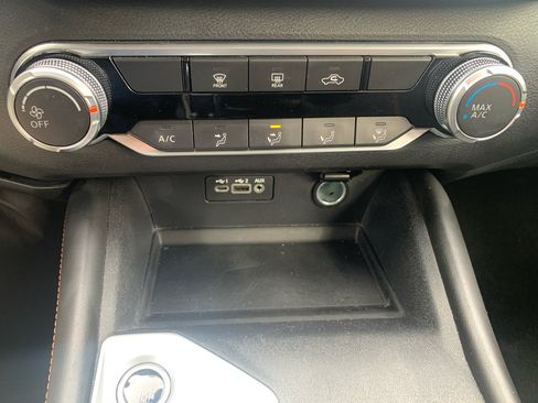 Used 2022 Nissan Altima 2.5 SR image 14