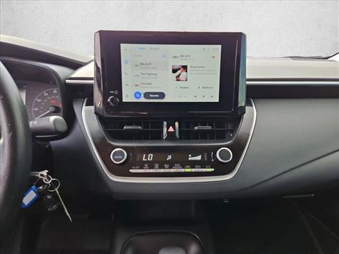 Certified 2025 Toyota Corolla LE FWD image 15