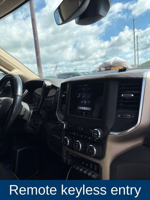 Used 2019 RAM 2500 Laramie AWD/4WD image 16