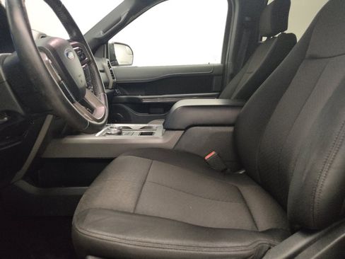 Used 2018 Ford Expedition XLT RWD image 17