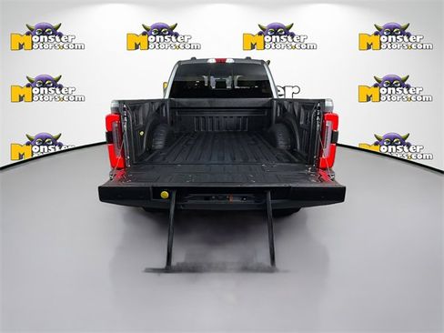 Used 2024 Ford F250 Platinum w/ FX4 Off-Road Package image 27