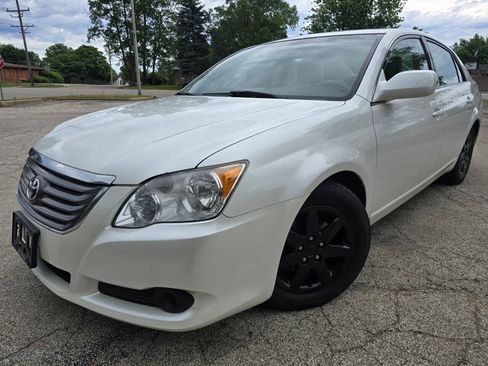 Used 2009 Toyota Avalon XL FWD image 1