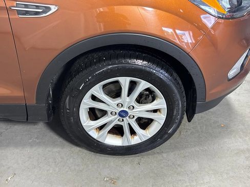 Used 2017 Ford Escape SE AWD/4WD image 11