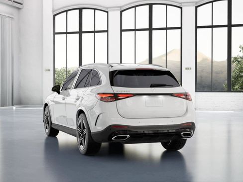 Used 2025 Mercedes-Benz GLC 300 image 25