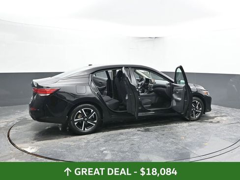 Used 2024 Nissan Sentra SV FWD image 57