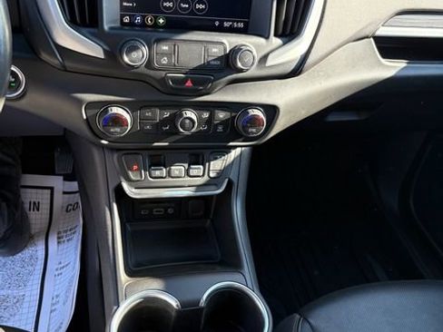 Used 2020 GMC Terrain SLT w/ Preferred Package AWD/4WD image 13