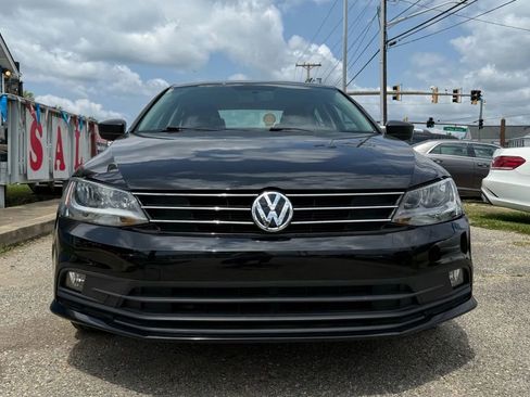 Used 2015 Volkswagen Jetta SE image 3