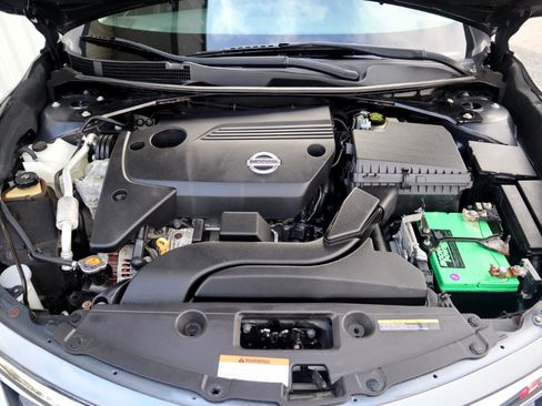 Used 2015 Nissan Altima 2.5 SV image 36