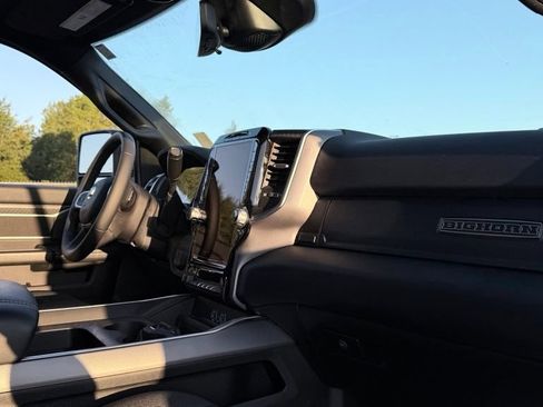 Used 2025 RAM 2500 Big Horn AWD/4WD image 12