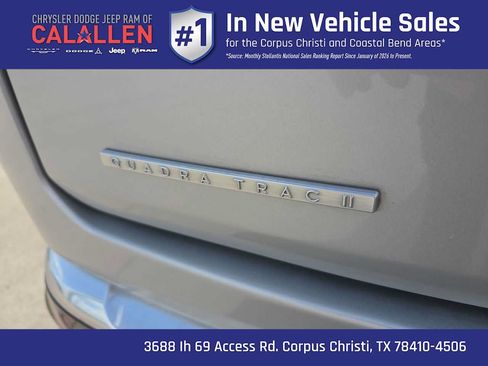 Used 2022 Jeep Wagoneer Series III w/ Flexible Seating Group AWD/4WD image 15
