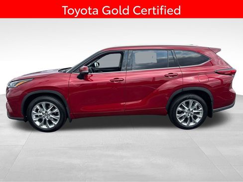 Certified 2020 Toyota Highlander Limited AWD/4WD image 2