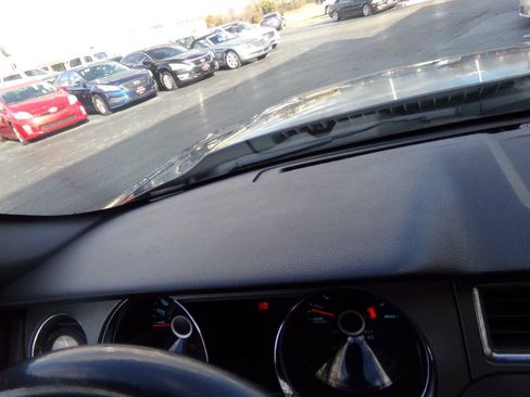Used 2014 Ford Mustang Coupe w/ Equipment Group 102A RWD image 38