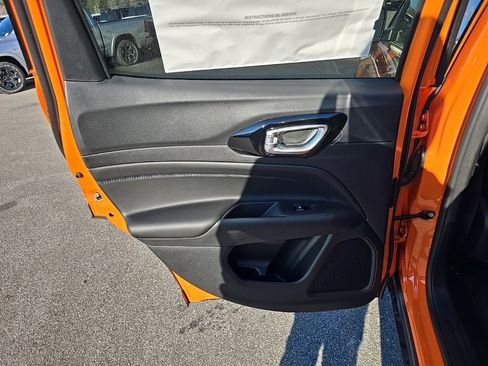 New 2026 Jeep Compass Limited image 15