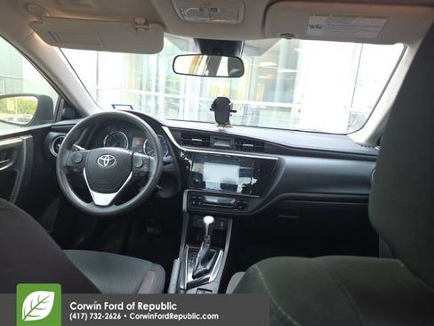 Used 2019 Toyota Corolla LE FWD image 7