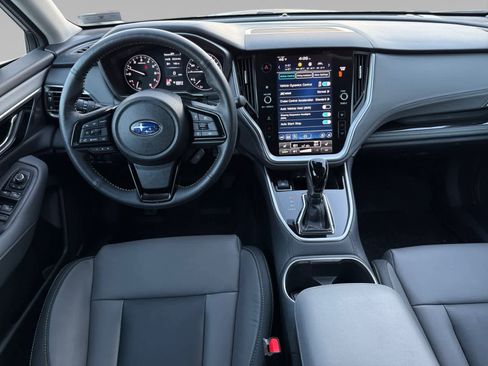Used 2025 Subaru Outback Onyx Edition image 11
