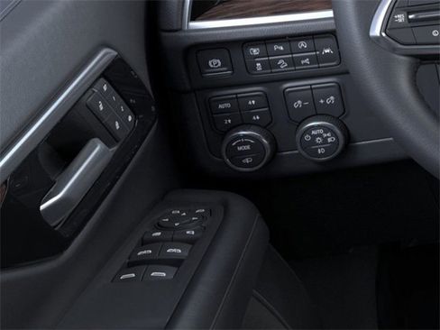 New 2026 Chevrolet Suburban Z71 image 22