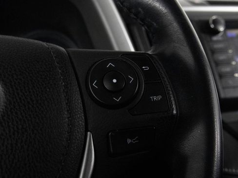 Used 2018 Toyota RAV4 Limited image 29