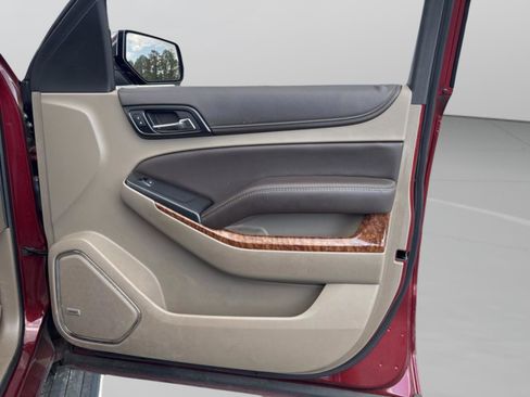 Used 2017 Chevrolet Tahoe Premier image 41