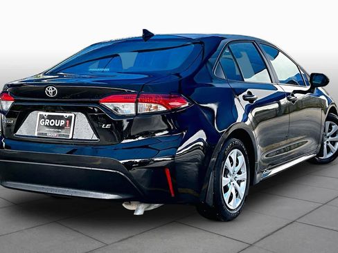 Used 2025 Toyota Corolla LE FWD image 13