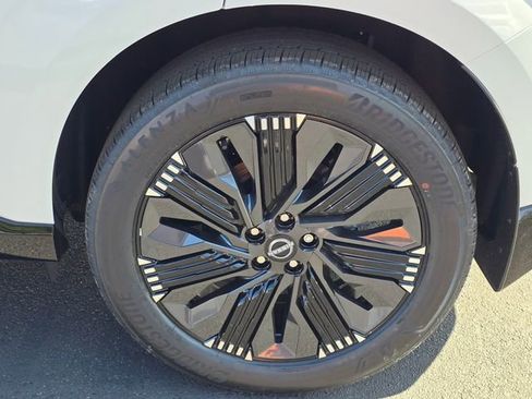 New 2026 Nissan Murano Platinum w/ Cargo Package AWD/4WD image 10