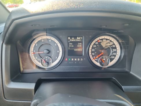 Used 2022 RAM 1500 Classic Warlock w/ Warlock Decor Package AWD/4WD image 20