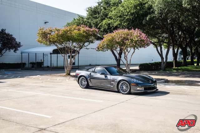 Used 2009 Chevrolet Corvette ZR1 w/ Preferred Equipment Group RWD image 39