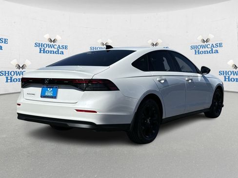 New 2025 Honda Accord SE image 3