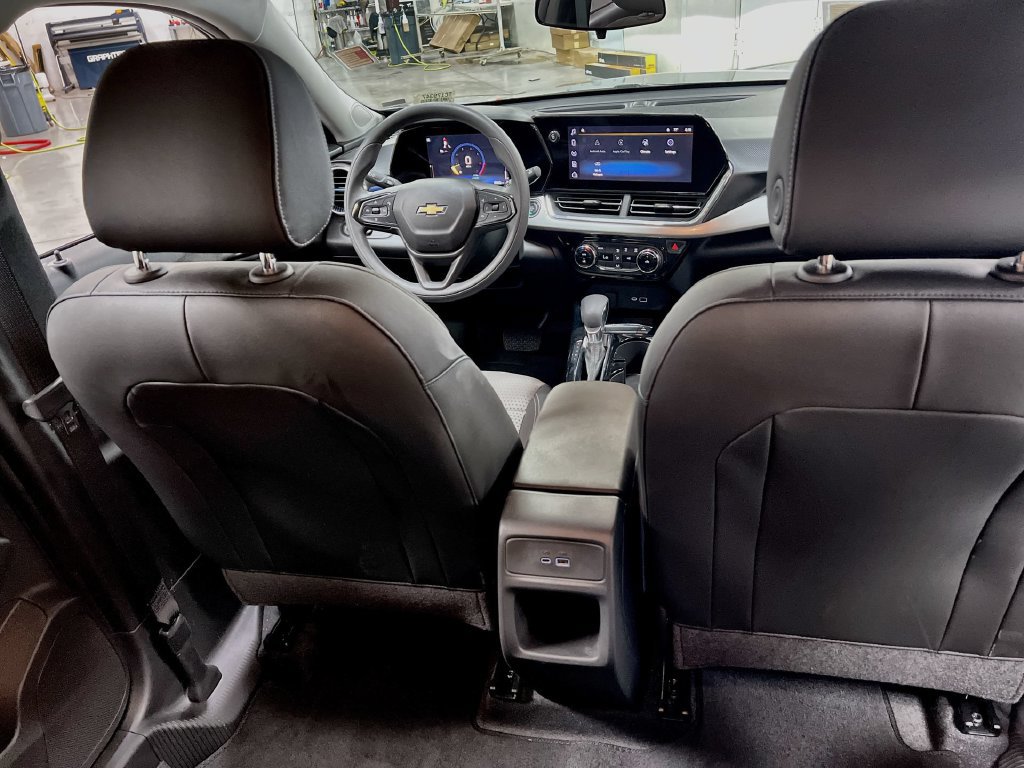 Used 2026 Chevrolet Trax LT FWD image 19