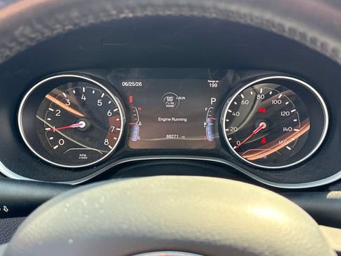 Used 2018 Jeep Compass Latitude w/ Popular Equipment Group AWD/4WD image 25