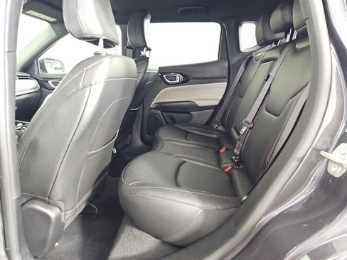 Certified 2024 Jeep Compass Limited image 25