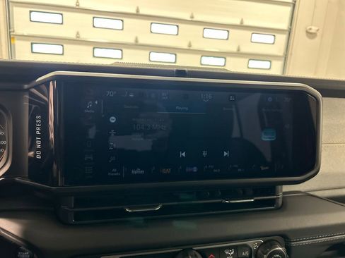 New 2025 Jeep Wrangler Sahara image 22