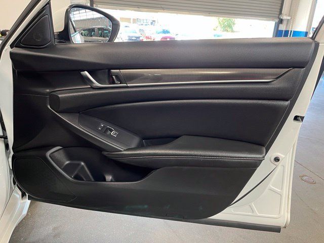 Used 2020 Honda Accord Sport image 13