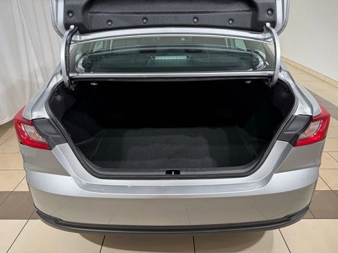 Certified 2025 Toyota Camry SE image 11