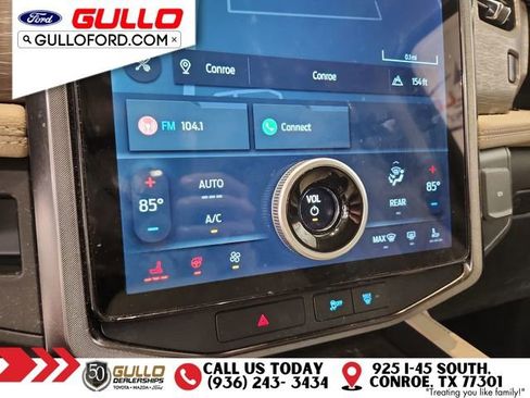 Used 2022 Ford Expedition Max Limited image 29