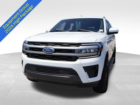 Certified 2024 Ford Expedition Max XLT AWD/4WD image 4
