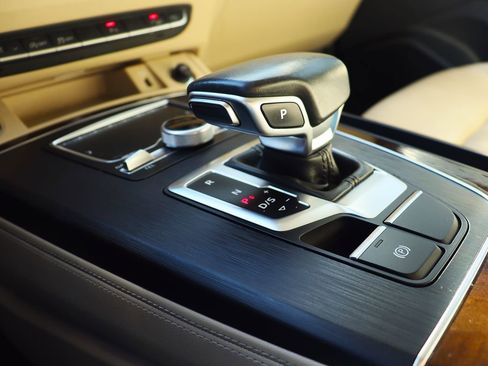 Used 2019 Audi Q5 Premium Plus w/ Premium Plus Package image 54