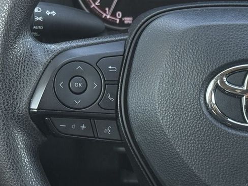 Used 2025 Toyota RAV4 XLE FWD image 14