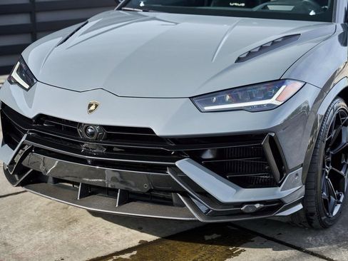 Used 2024 Lamborghini Urus Performante AWD/4WD image 6