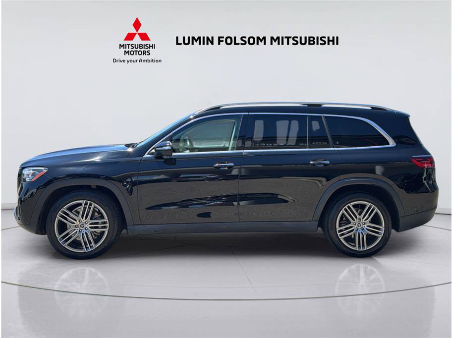 Used 2024 Mercedes-Benz GLS 450 4MATIC image 2