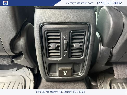 Used 2020 Jeep Grand Cherokee Altitude RWD image 33