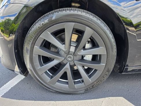 Used 2022 Tesla Model 3 Long Range AWD/4WD image 12