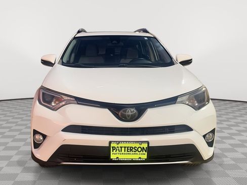 Used 2018 Toyota RAV4 XLE image 2