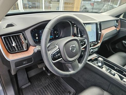 Used 2023 Volvo XC60 B5 Plus w/ Climate Package image 22