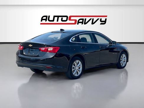 Used 2025 Chevrolet Malibu LT FWD image 7